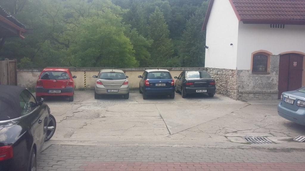 Cerny Kohout Apartman Prága Szoba fotó